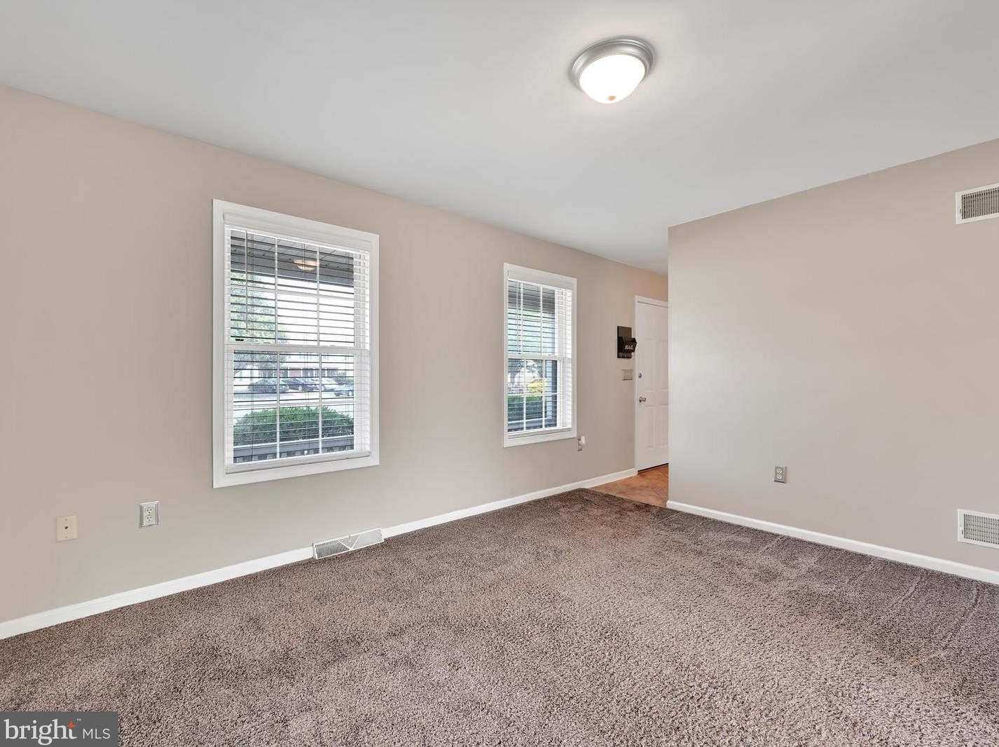 235 Chelmsford Dr, Marietta PA  17547-9738 exterior