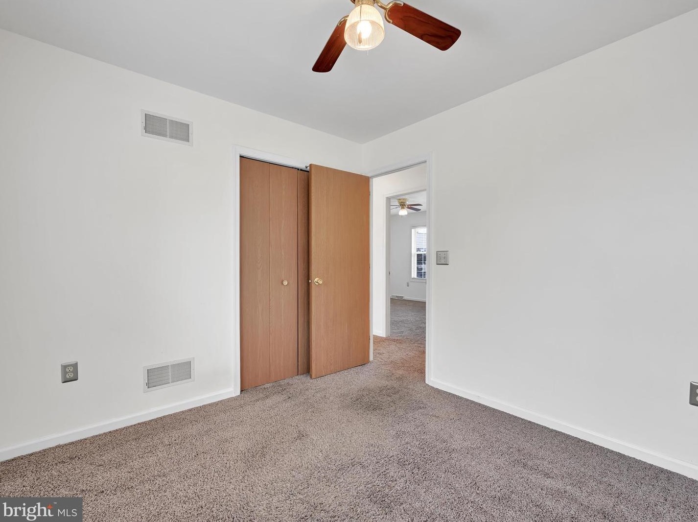 235 Chelmsford Dr, Marietta PA  17547-9738 exterior