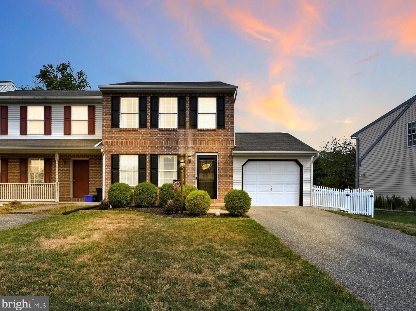 166 Heatherwood Dr, Ephrata, PA 17522