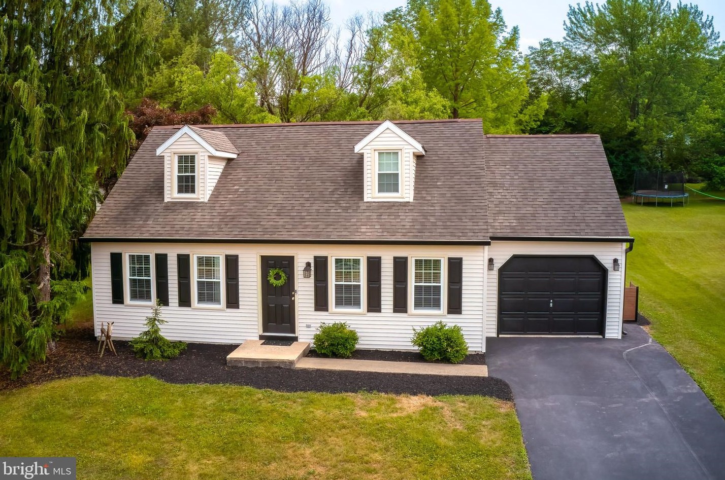 13 Summers Dr, Schoeneck, PA 17578