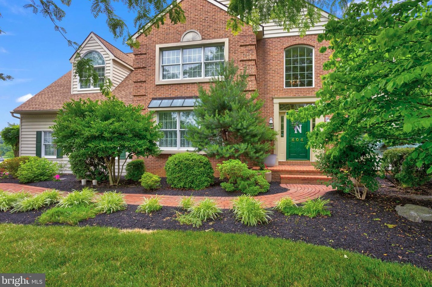 404 Rhoda Dr, Lancaster, PA 17601