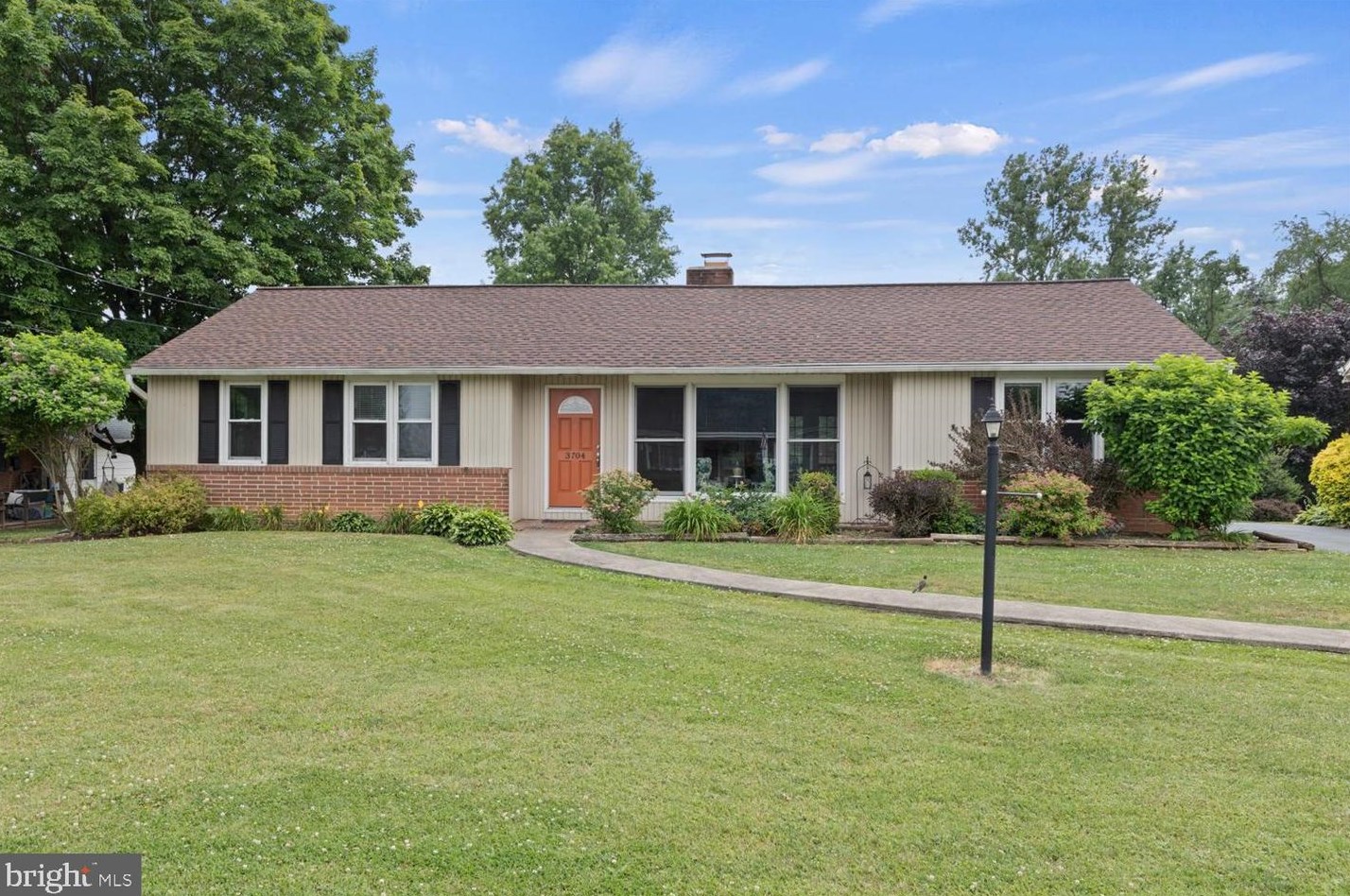 3704 Horizon Dr, Kinderhook, PA 17512