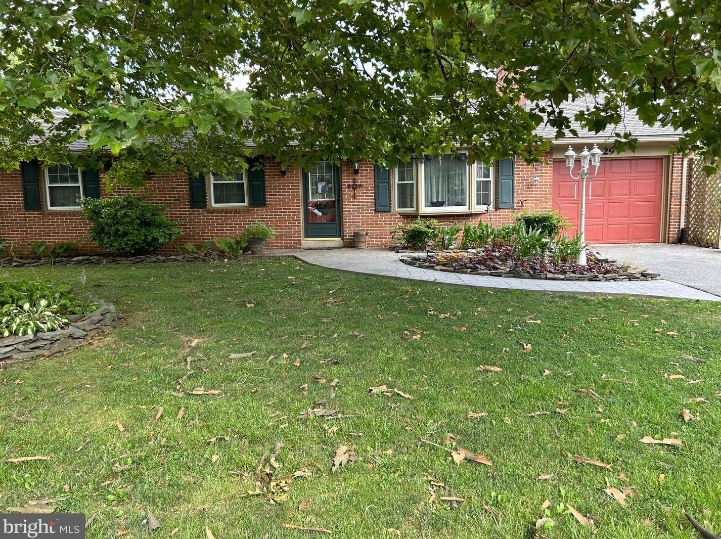 297 Bareview Dr, Bareville, PA 17540-1602