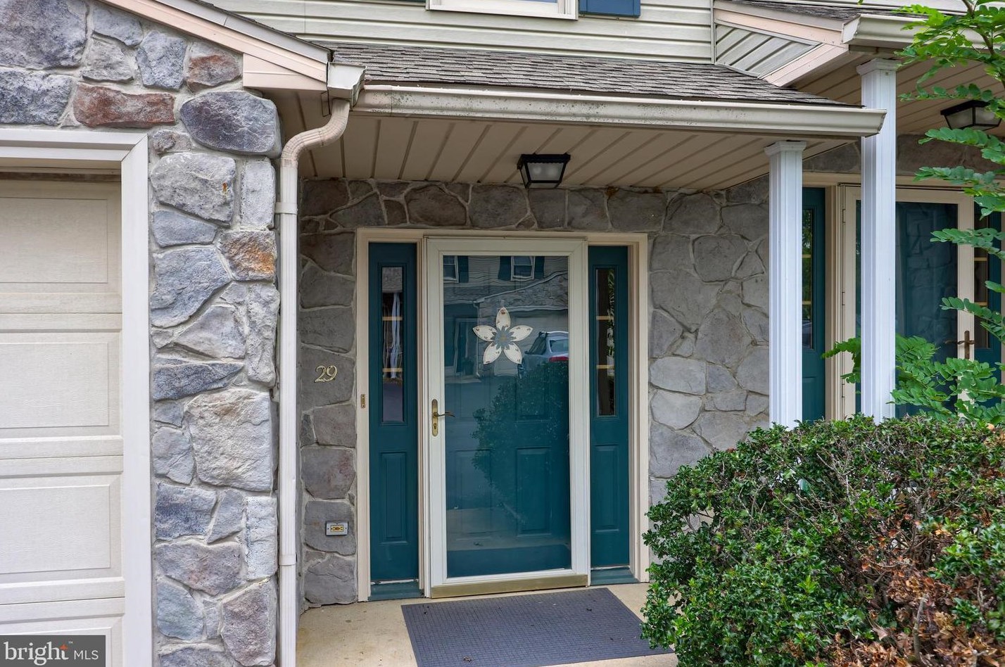 29 Laurel Rdg, Bareville, PA 17540-2212