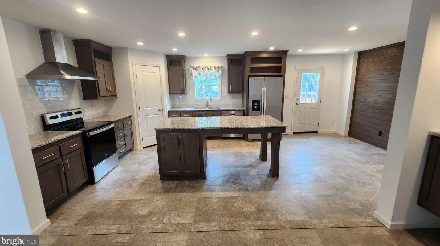 3766 Marietta Ave, Kinderhook, PA 17512