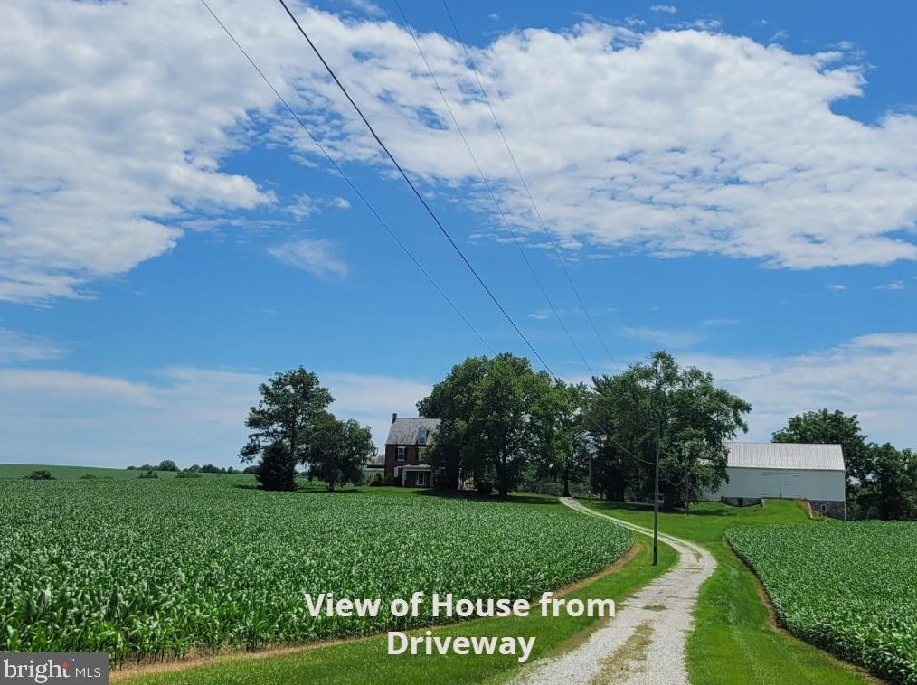 3484 Blue Rock Rd, Lancaster, PA 17603