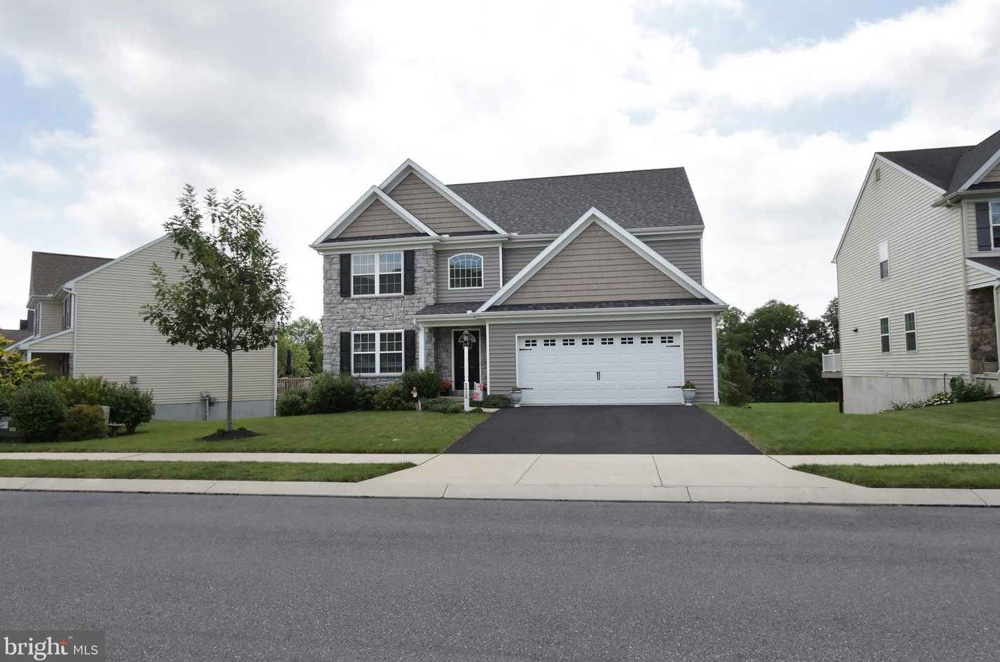 3914 Archer Ln, Kinderhook, PA 17512