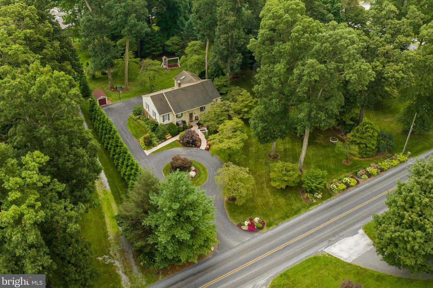 3842 Ridge Rd, Gordonville, PA 17529