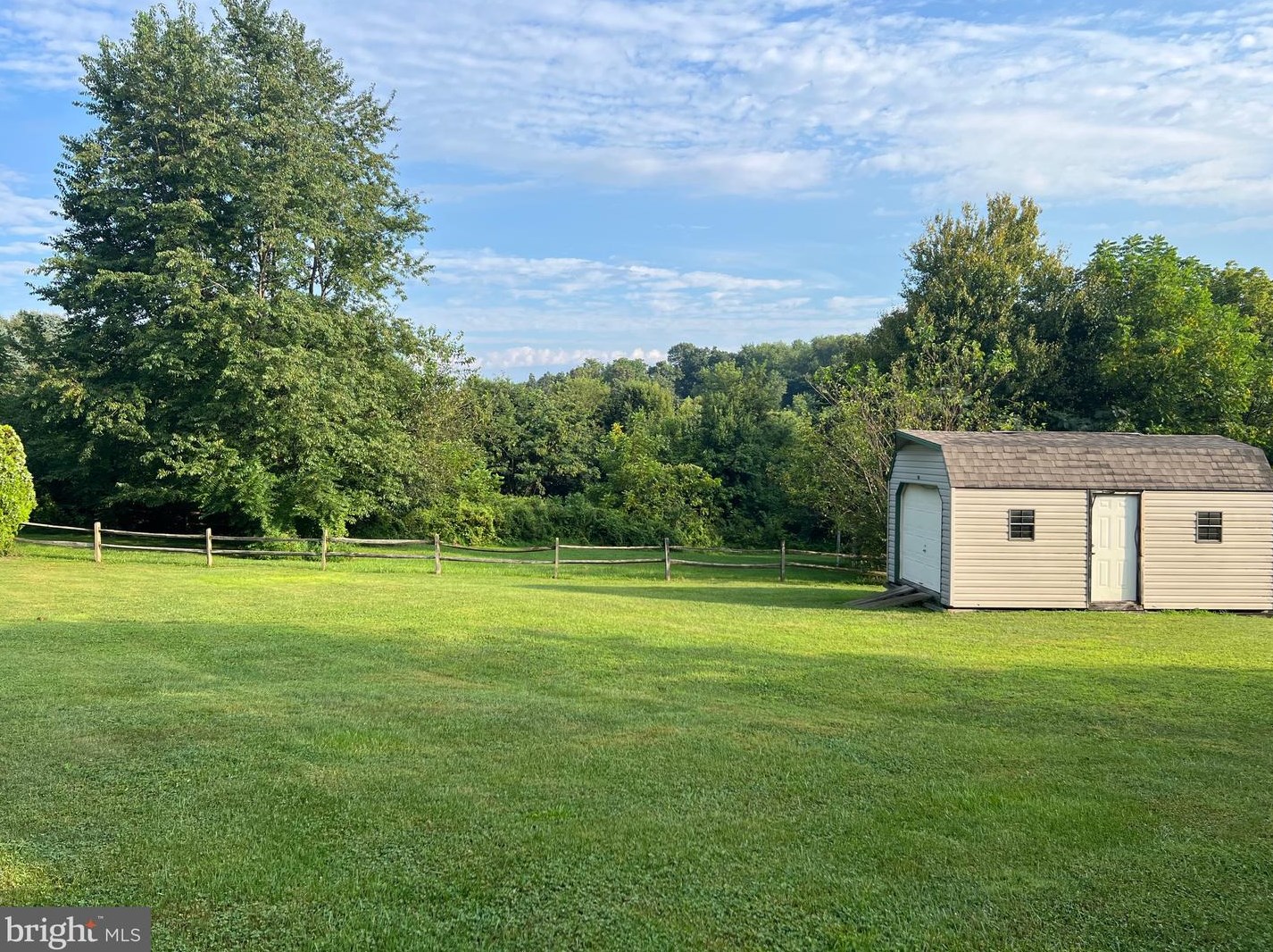 1413 Harmony Ridge Dr, Liberty Square, PA 17518