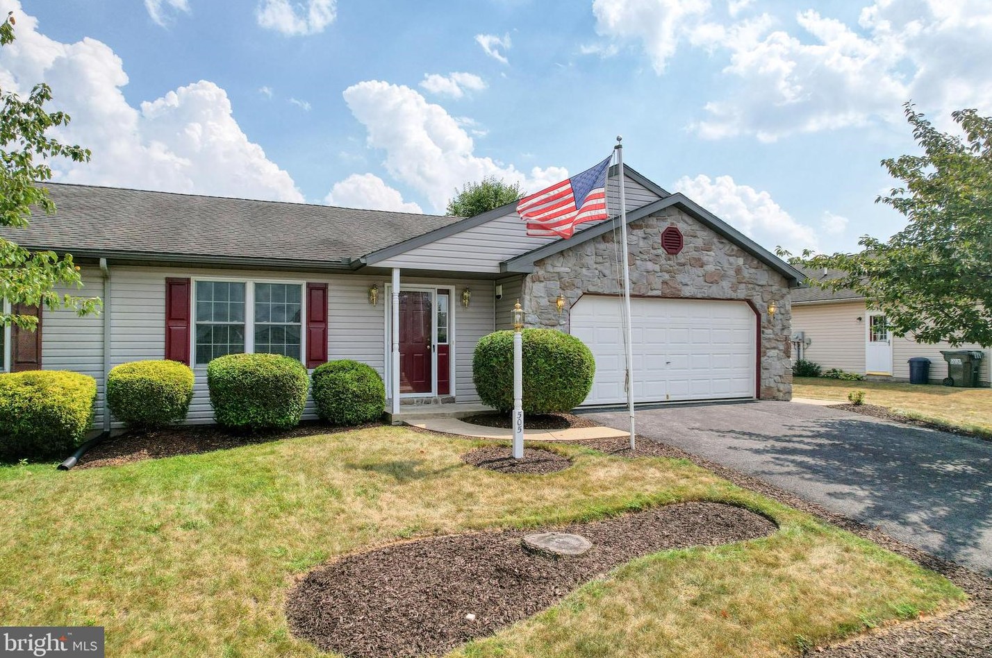 505 Foggy Bottom Rd, Ephrata, PA 17522