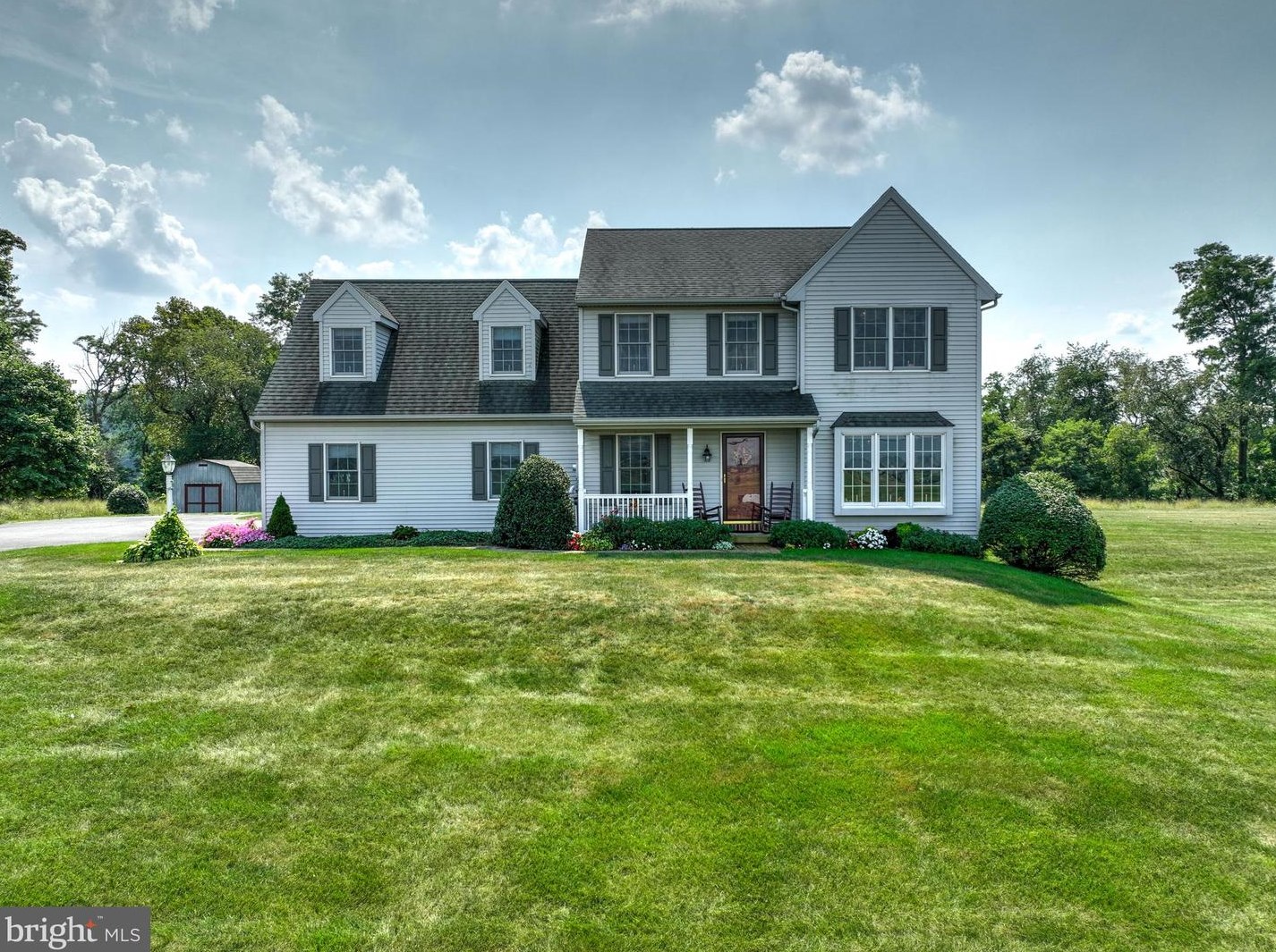 532 Georgetown Rd, Ronks, PA 17572-9533