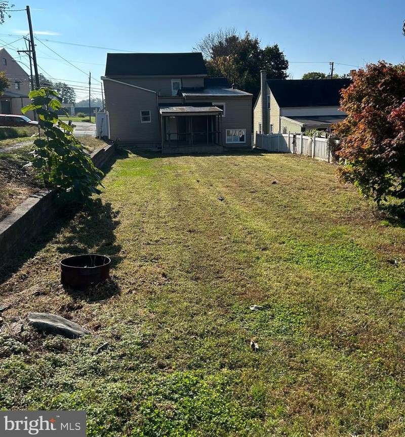 18 Penn St, Letort, PA 17582