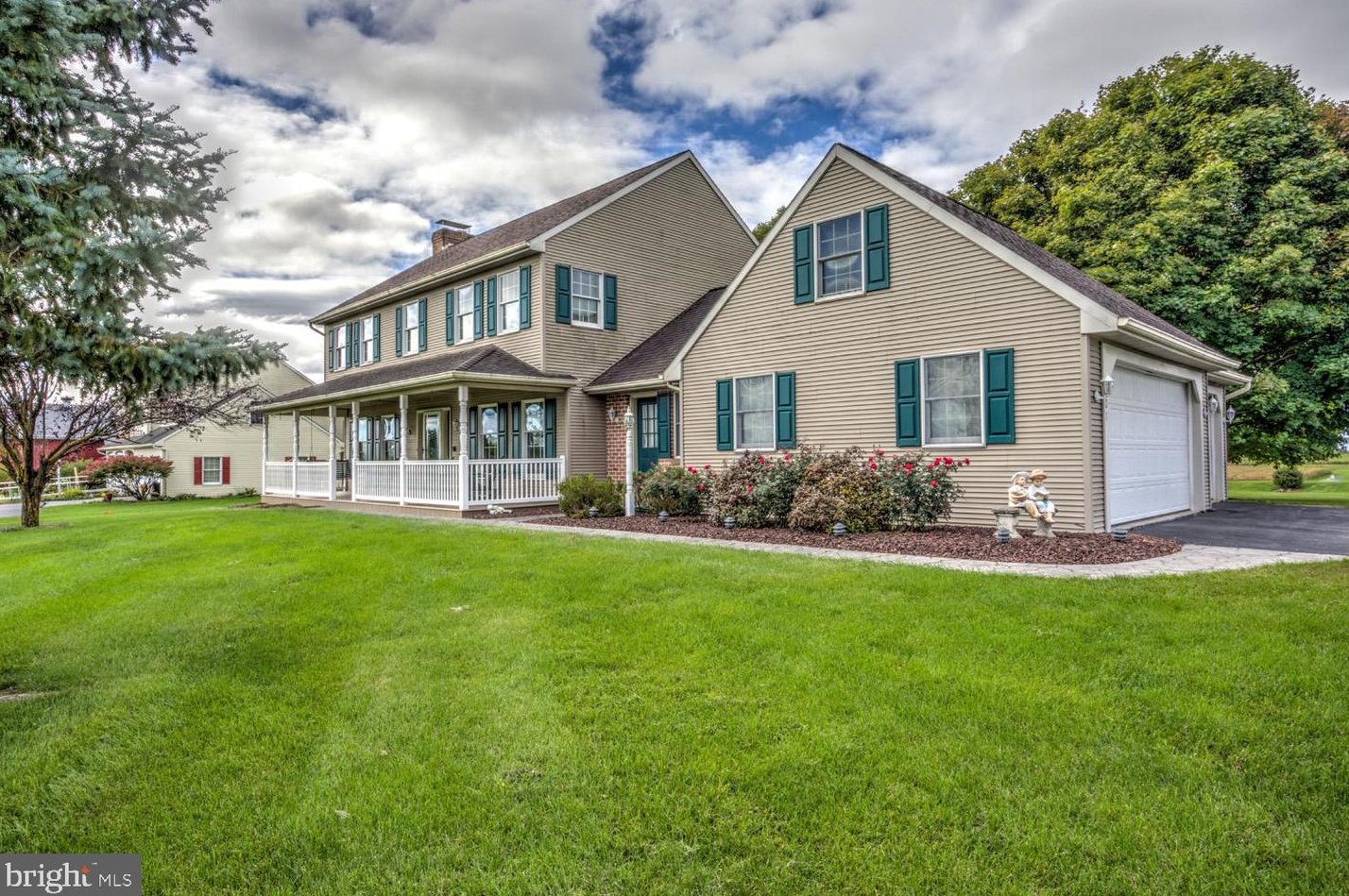 401 Spring Grove Rd, Cedar Lane, PA 17519