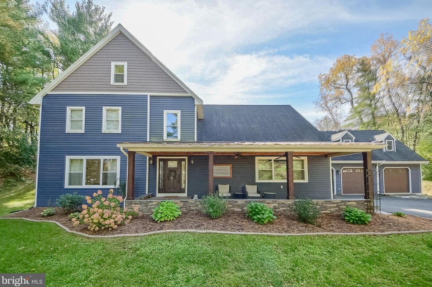 1552 Valley View Rd, Mount Joy, PA 17552