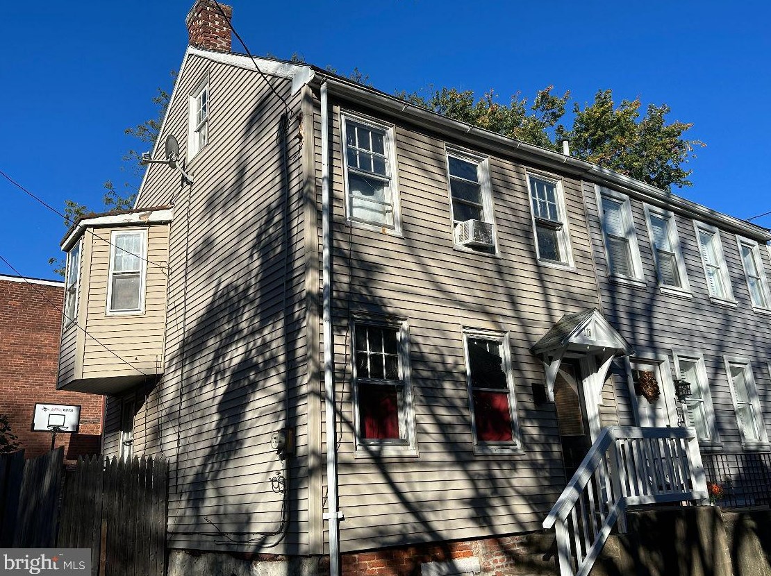 118 S Arch St, Lancaster, PA 17603