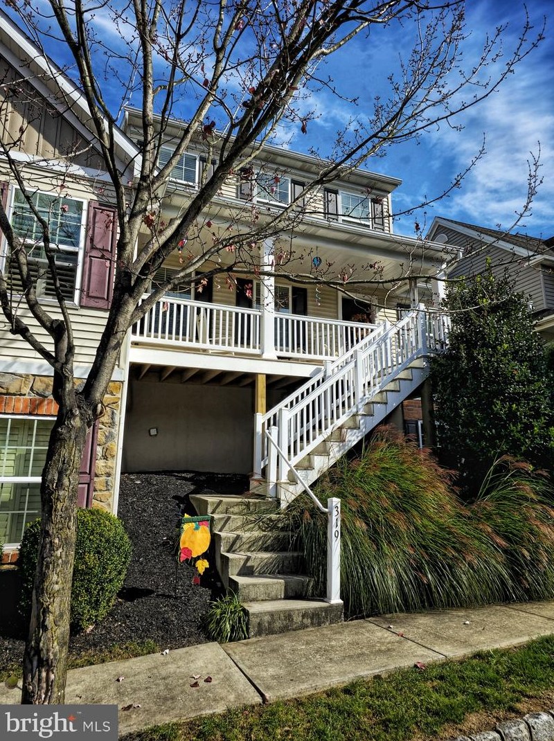 319 Wendover Way, Lancaster, PA 17603