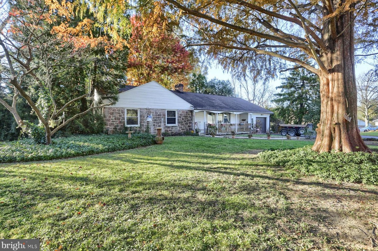 100 Westbrook Dr, Lancaster, PA 17603