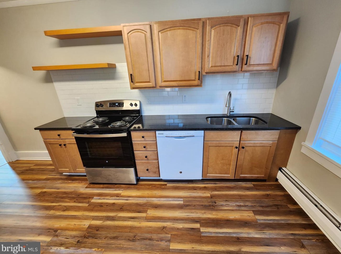 1 S Duke St #b, Slackwater, PA 17551