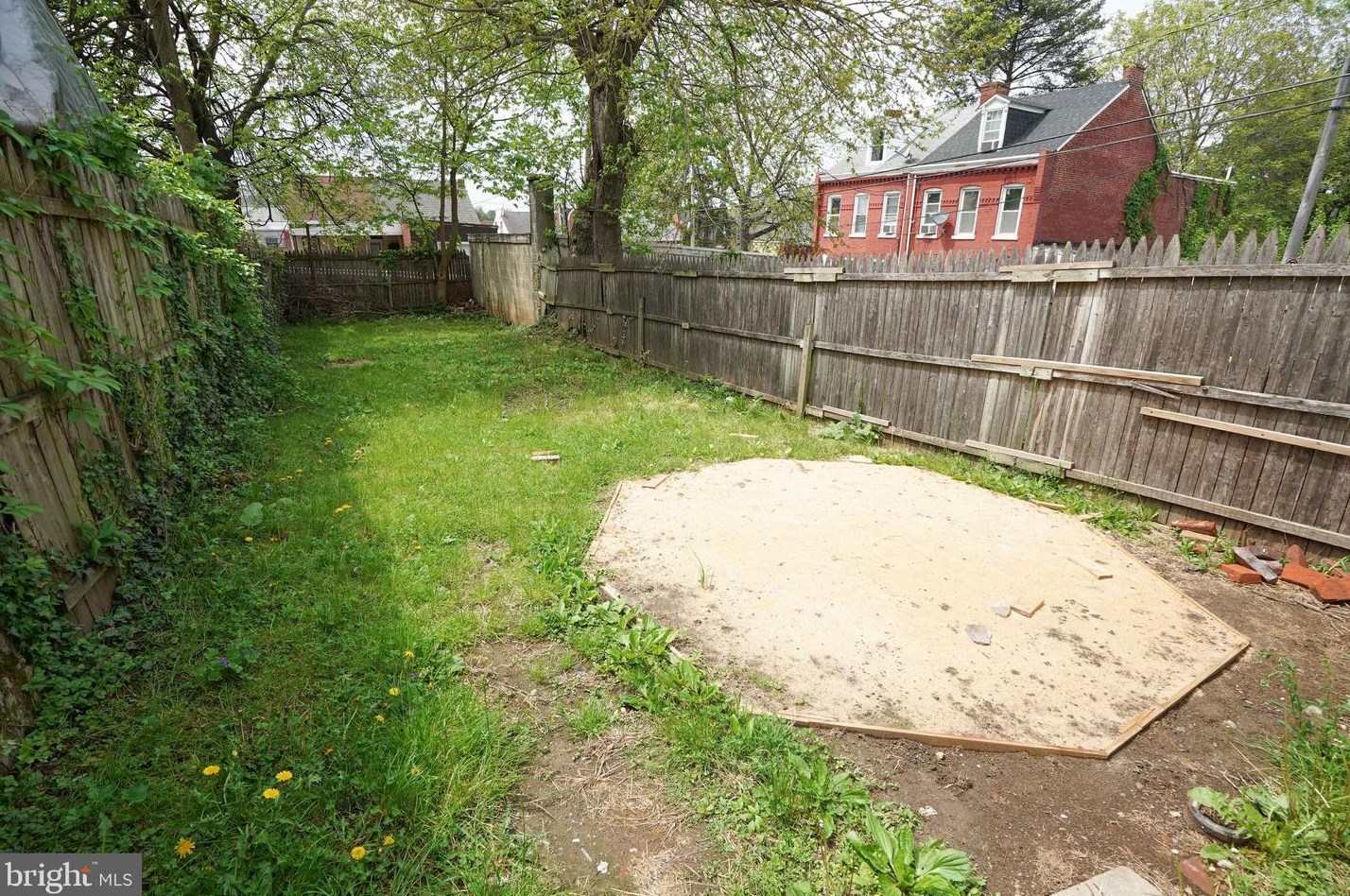 404 Beaver St, Lancaster, PA 17603