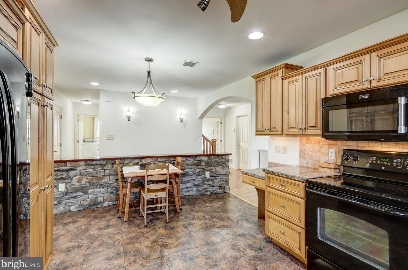 761 Heather Rdg, Old Line PA  17545-8552 exterior