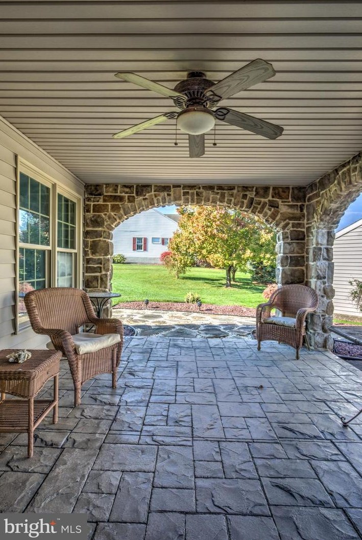 761 Heather Rdg, Old Line PA  17545-8552 exterior