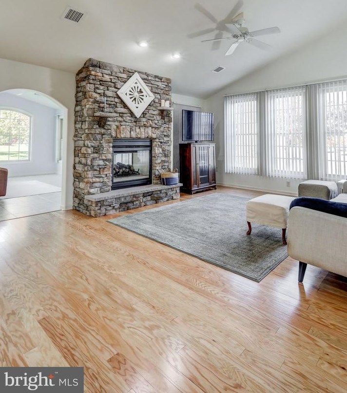 761 Heather Rdg, Old Line PA  17545-8552 exterior