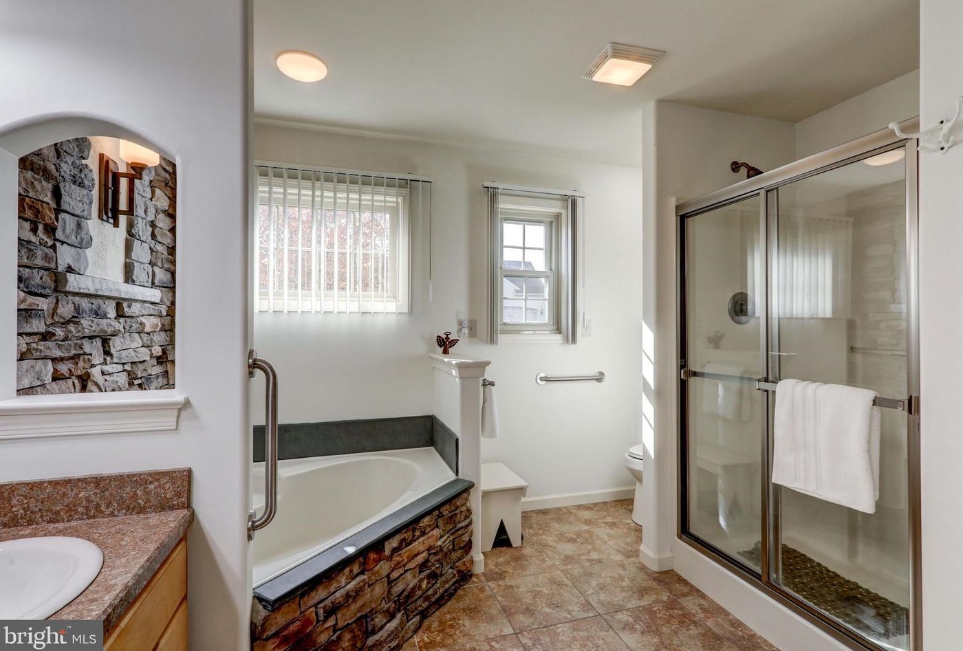 761 Heather Rdg, Old Line PA  17545-8552 exterior