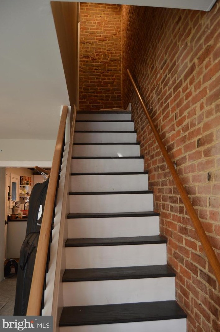 647 S Queen St, Lancaster, PA 17603