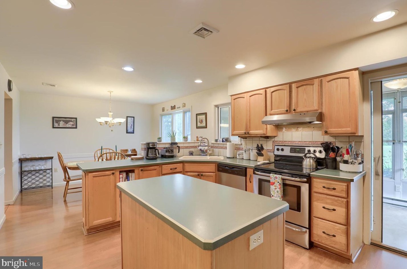 194 Northridge Dr, Landisville PA  17538-1911 exterior