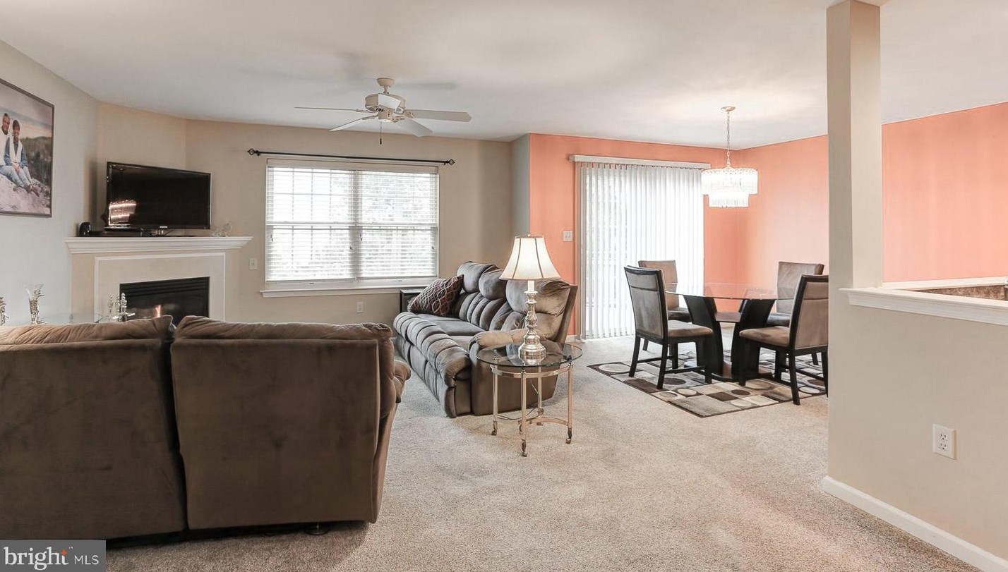 1803 Windsong Ln, Lancaster, PA 17602