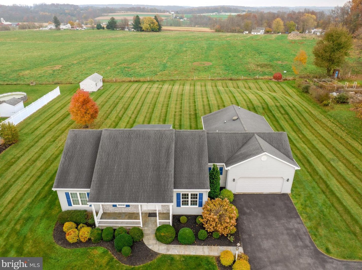 6062 Fisher Dr, Beartown, PA 17555
