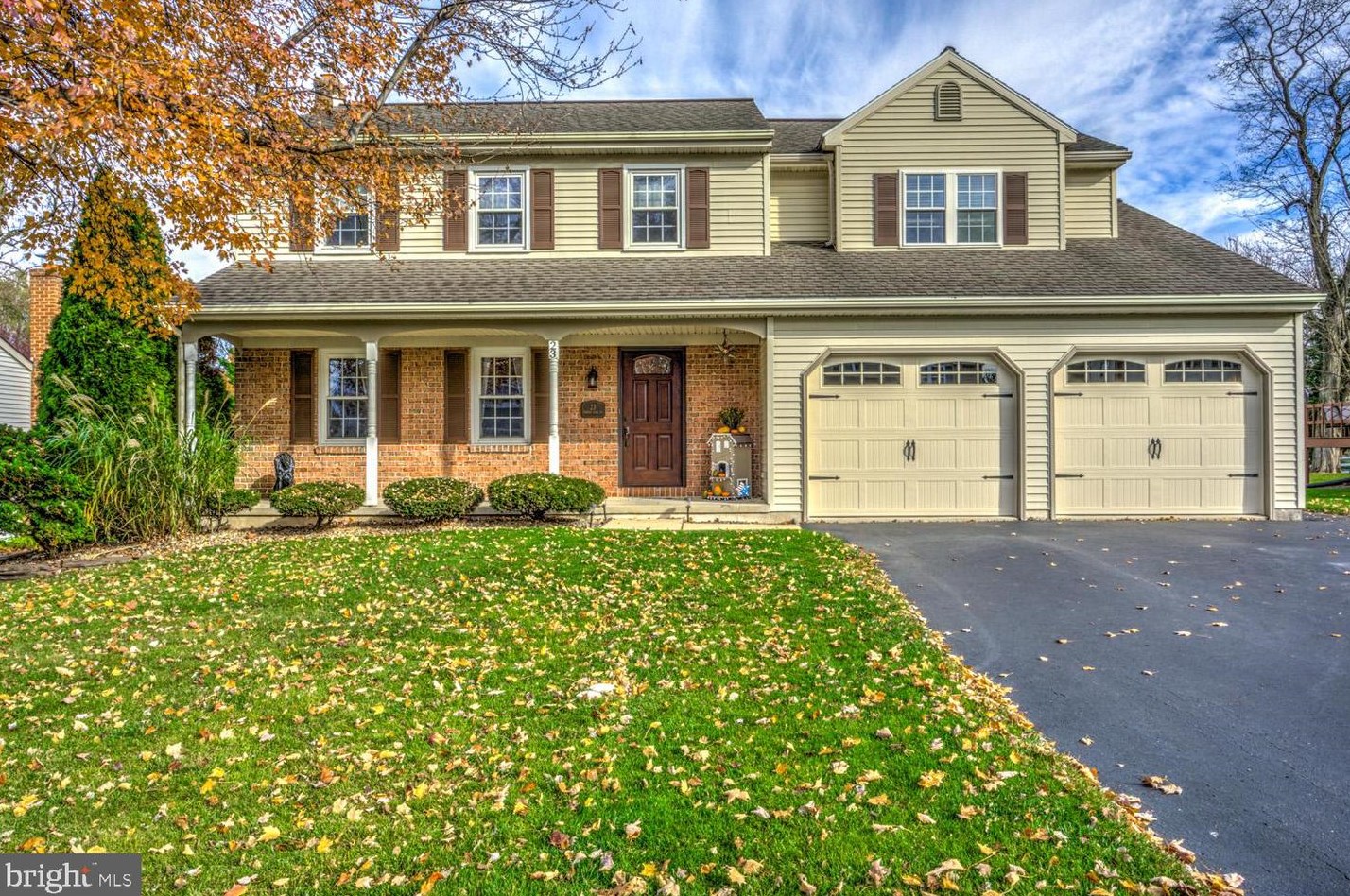 23 Market View Dr, Ephrata, PA 17522