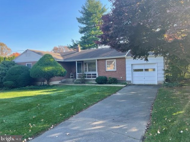 76 Delp Rd, Lancaster, PA 17601