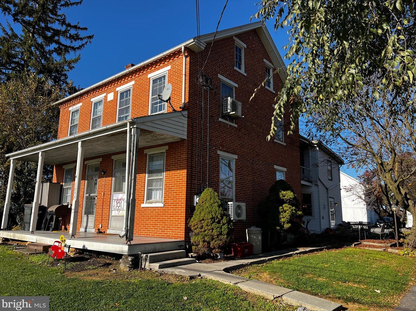 1077 Graystone Rd, Old Line, PA 17545