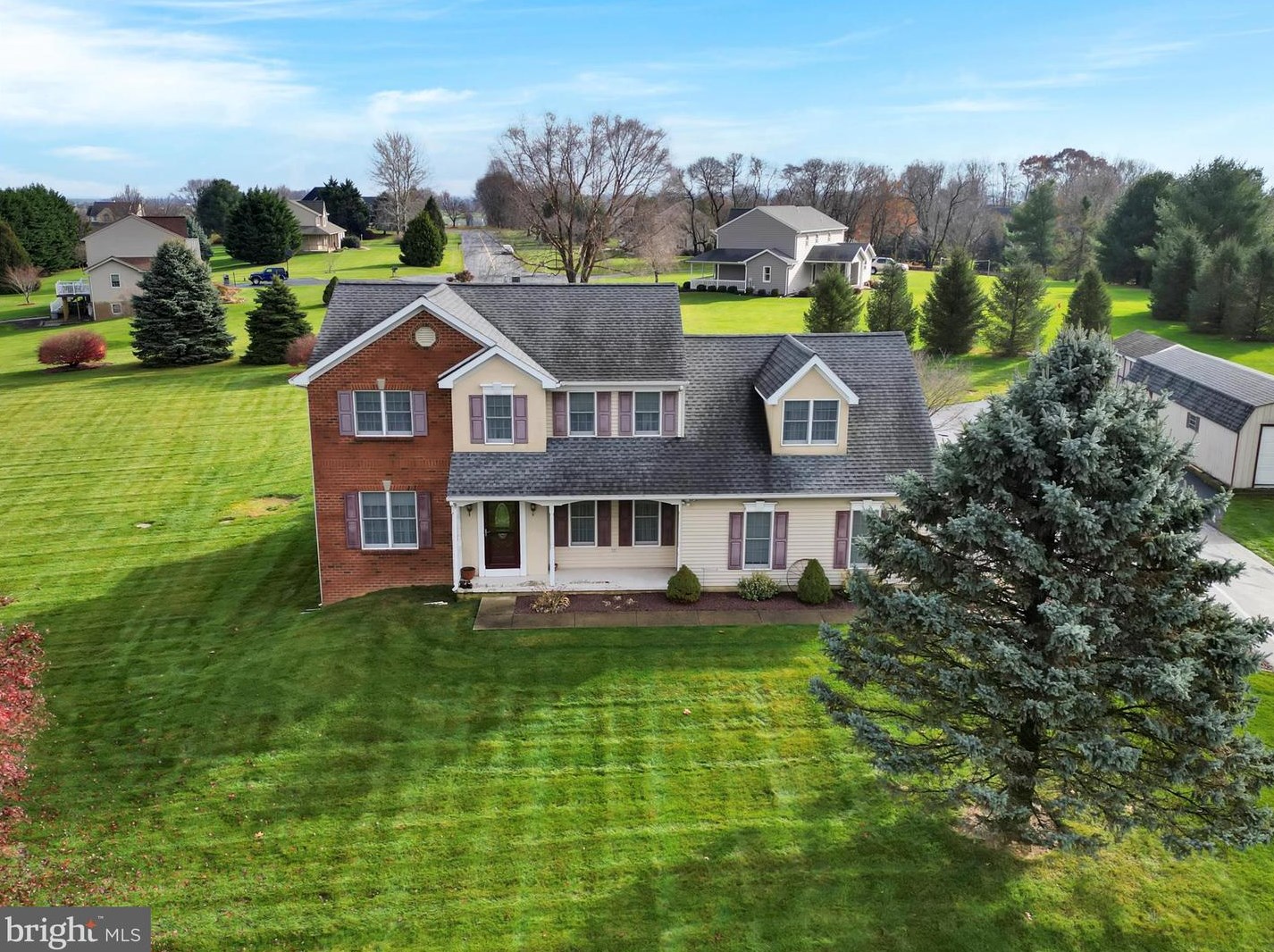 5778 Glen Oaks Dr, Beartown, PA 17555
