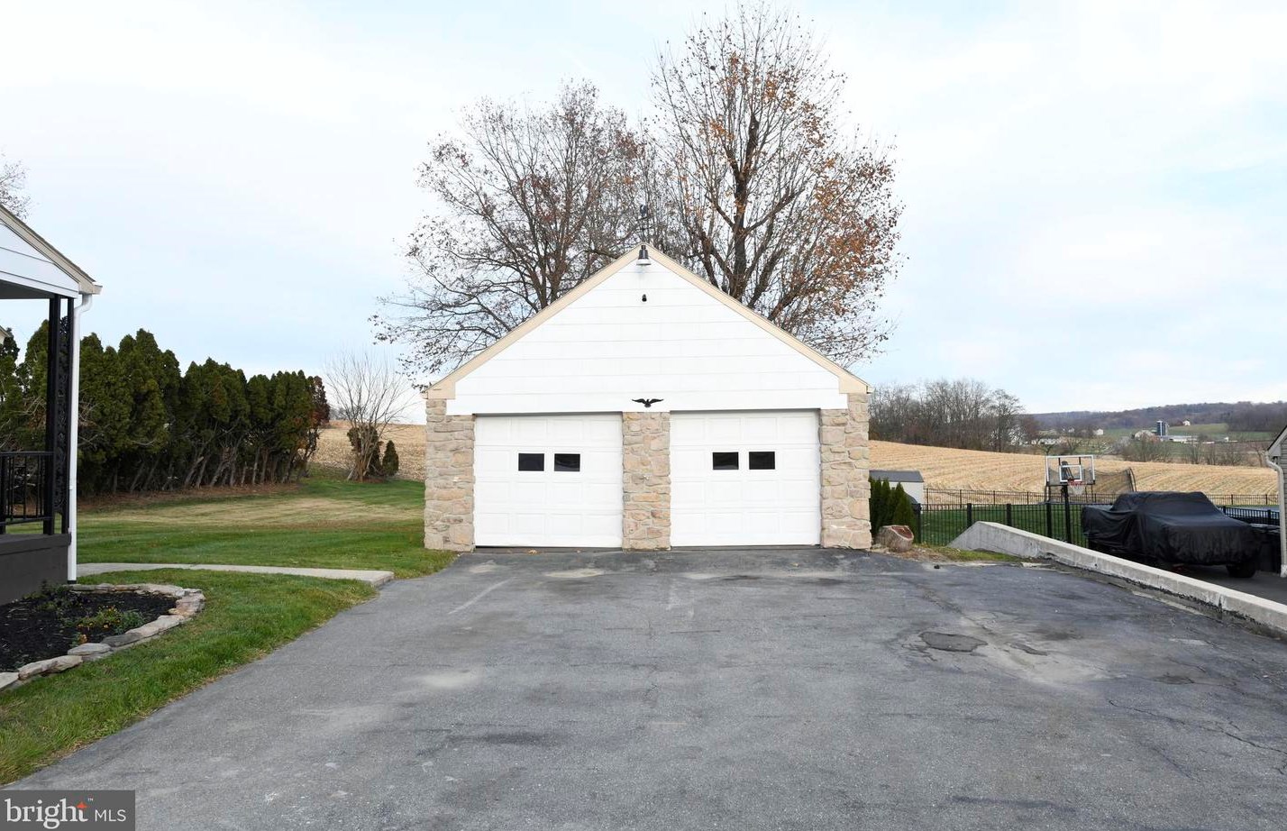 1729 Beaver Valley Pike, Smithville, PA 17560