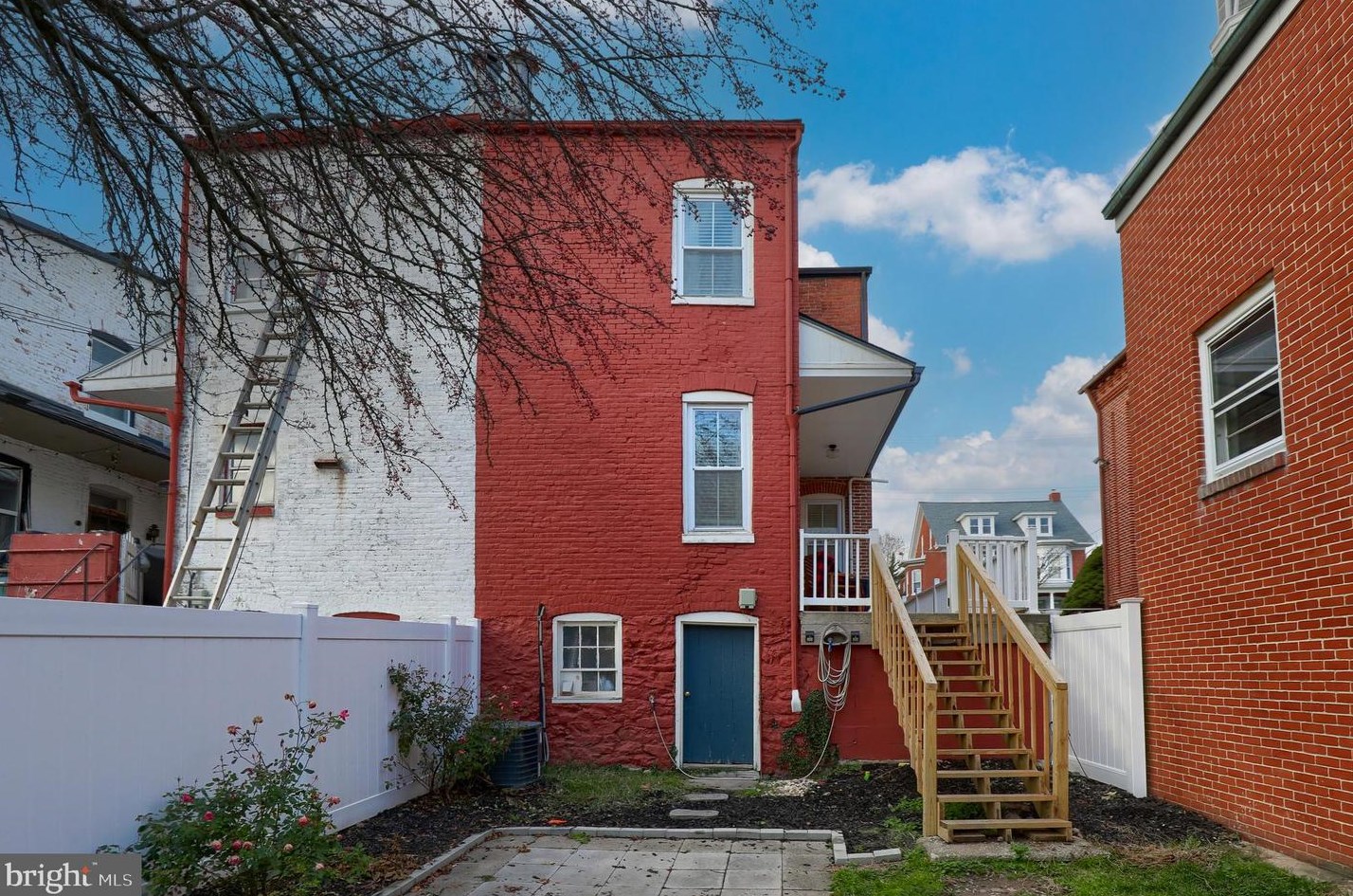 235 Market St, Marietta PA  17547-1533 exterior