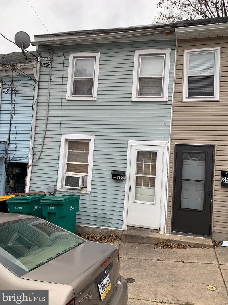 360 3rd St, Kinderhook, PA 17512-1707