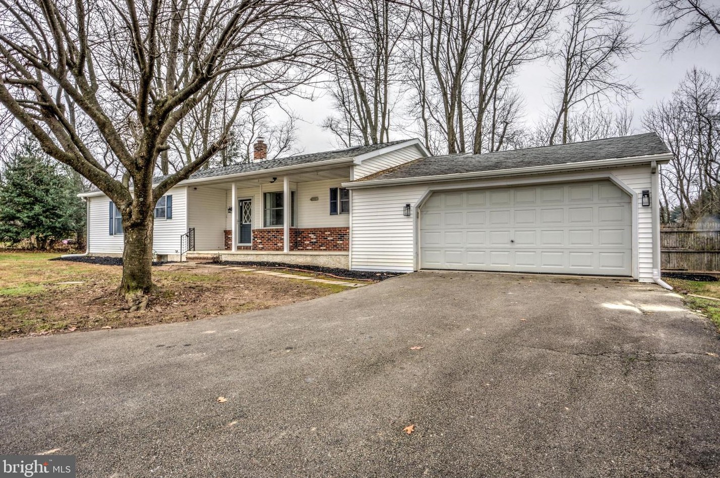 147 Long Ln, Colerain, PA 17536