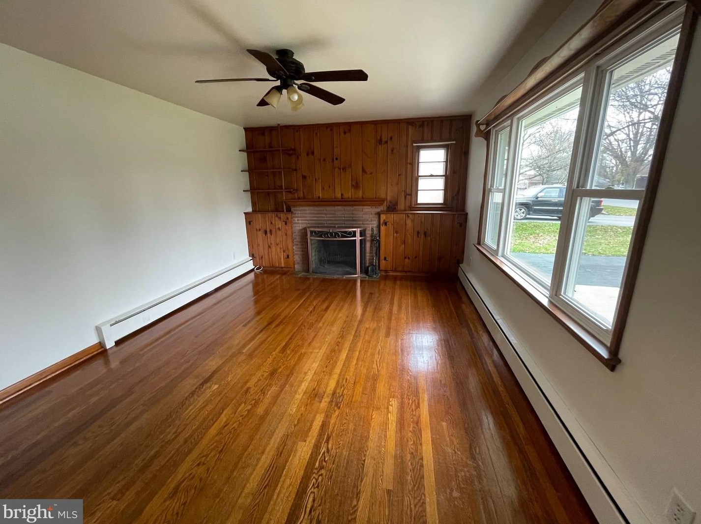 1743 Ridge Ave, East Petersburg PA  17520-1139 exterior