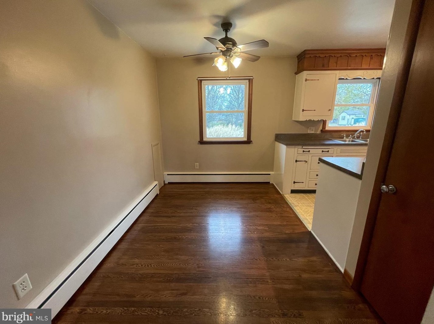 1743 Ridge Ave, East Petersburg PA  17520-1139 exterior