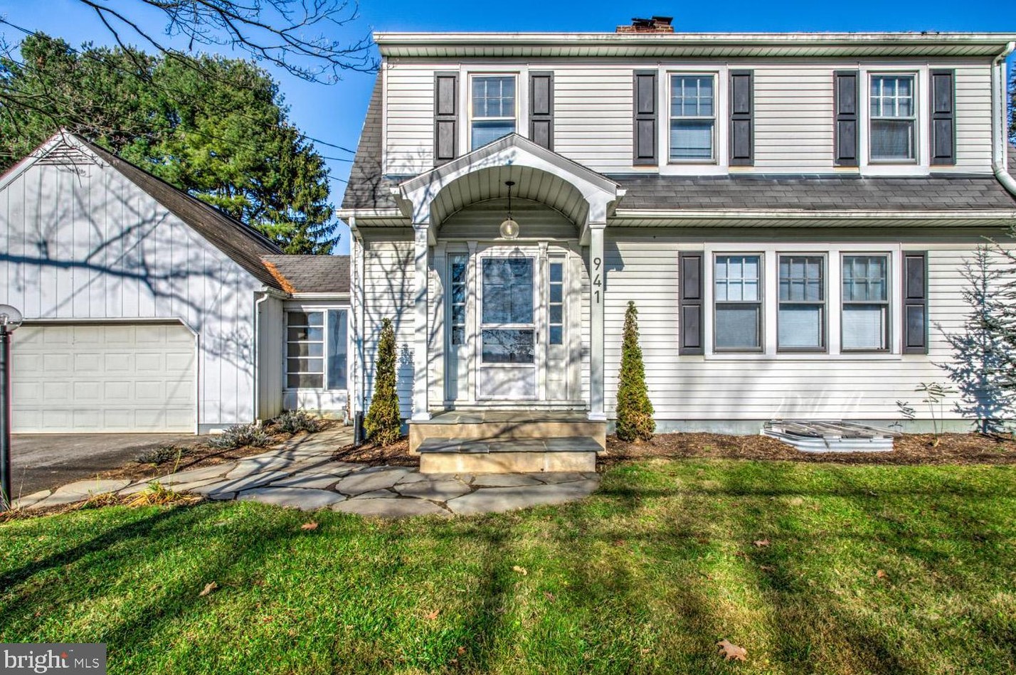 941 Eden Rd, Lancaster, PA 17601