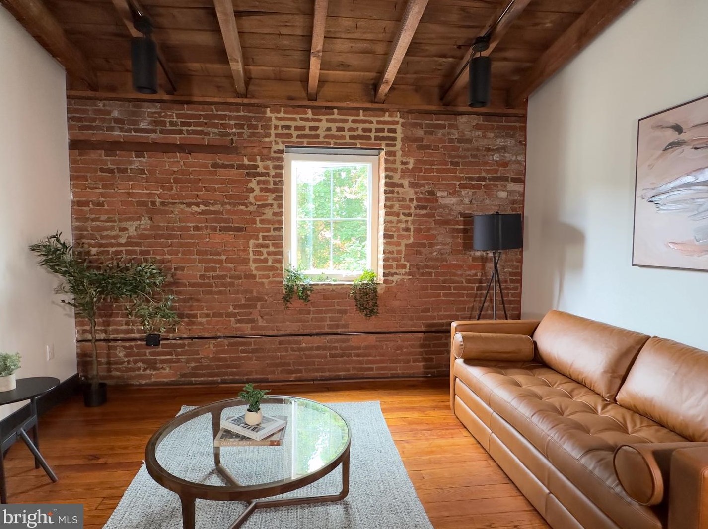 437 W Grant St #201, Lancaster, PA 17603