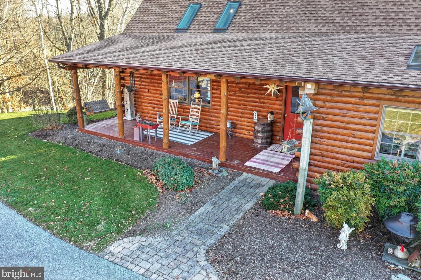 250 Rawlinsville Rd, Willow, PA 17584-8946