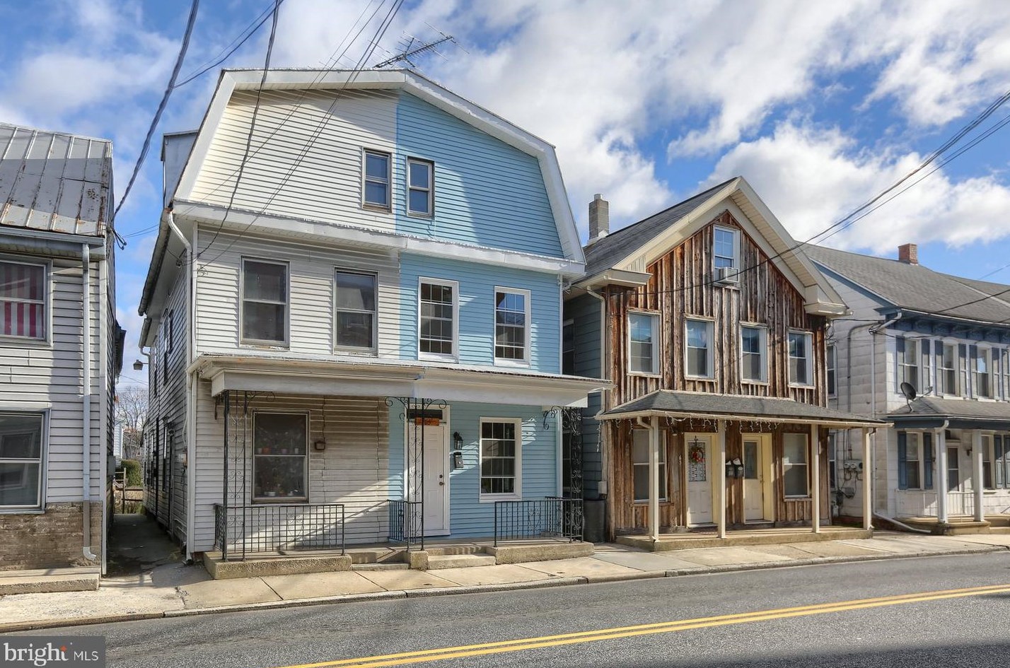 65 Main St, Old Line, PA 17545-1503