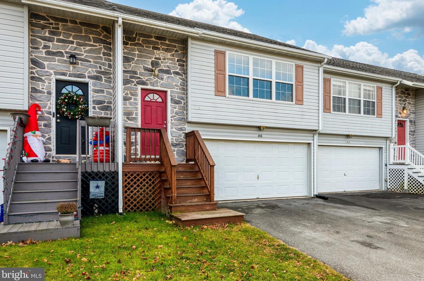 145 Norlawn Cir, Lancaster, PA 17601