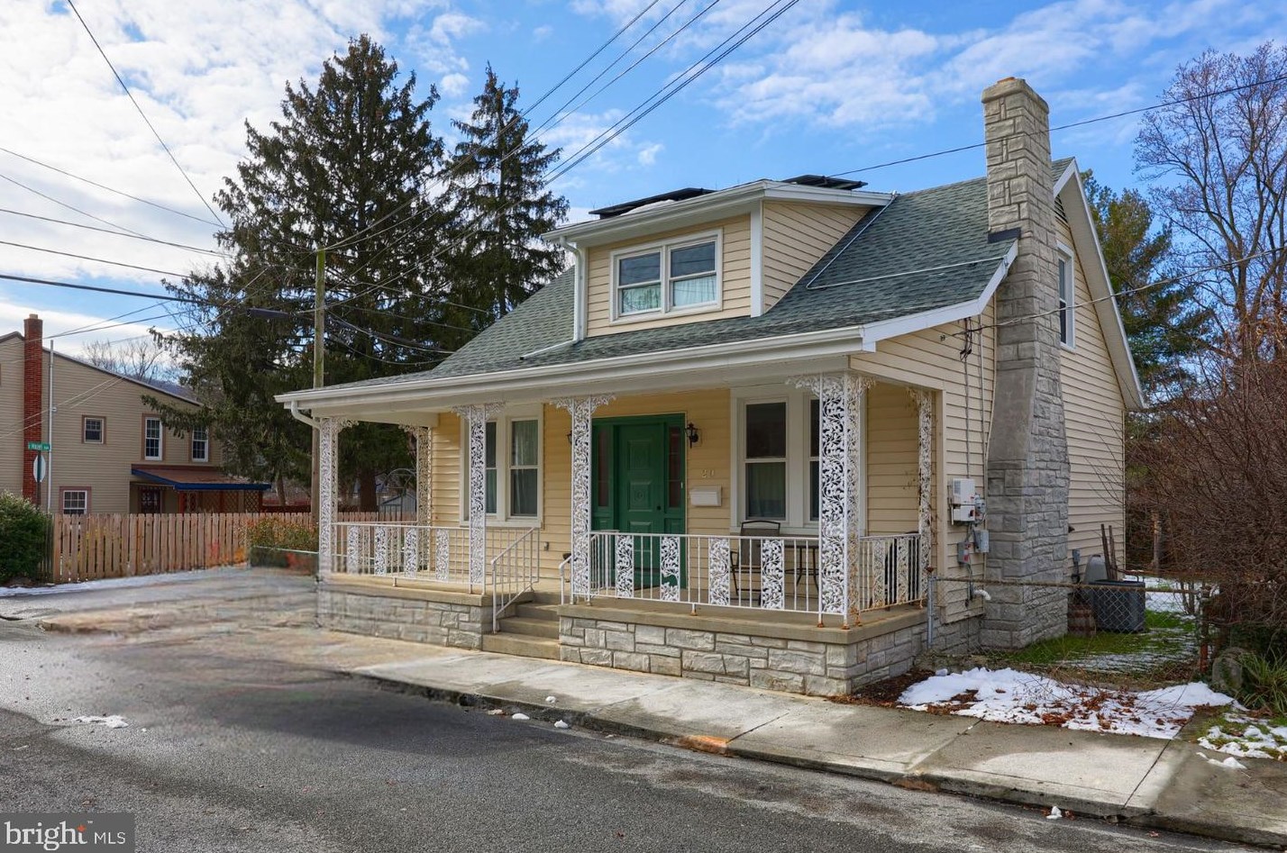 20 S Locust St, Marietta, PA 17547