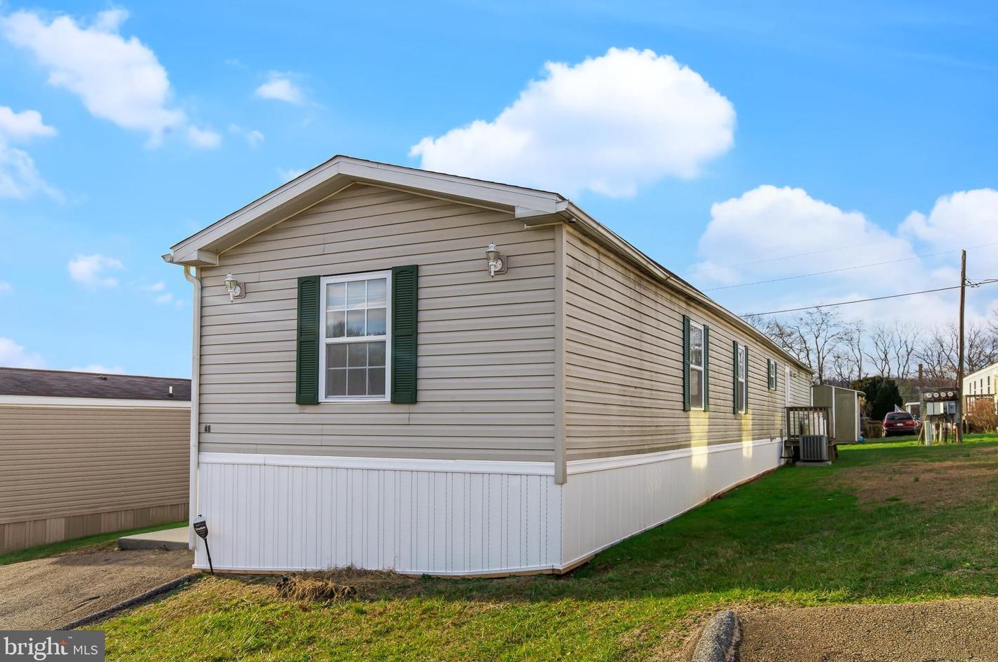 48 Park Ln, Holtwood PA  17532-9736 exterior