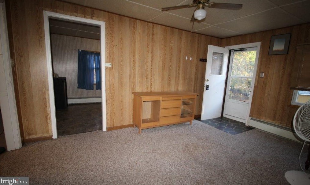41 Lancaster Ave, Bartville, PA 17509