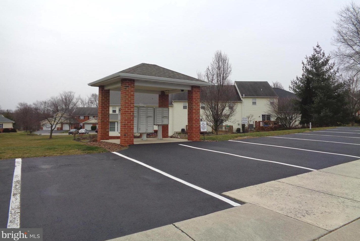 133 Sutherland Rd, Lancaster PA  17603-9053 exterior